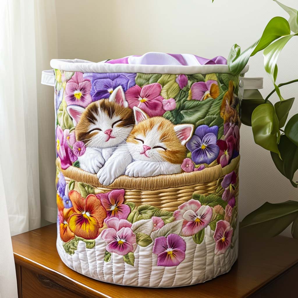 子猫の混乱 ランドリーバスケット